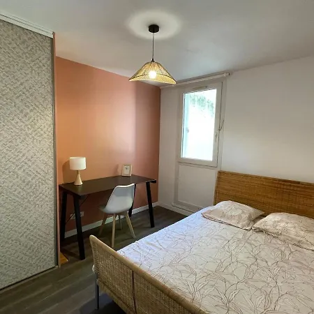 Le Duplex Convivial De 아파트