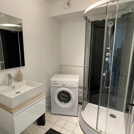 아파트 Le Duplex Convivial De 콩피에뉴